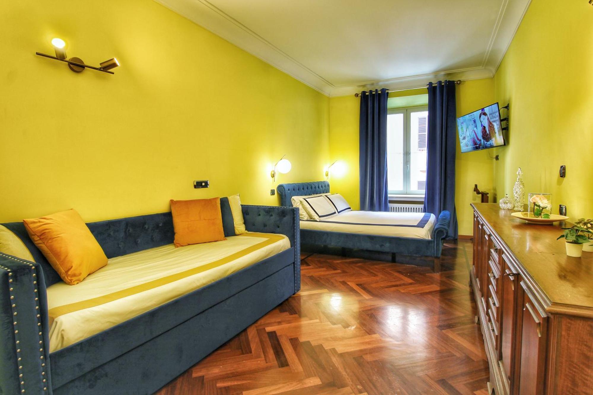 Large And Charming In Trastevere By Yourhost Lägenhet